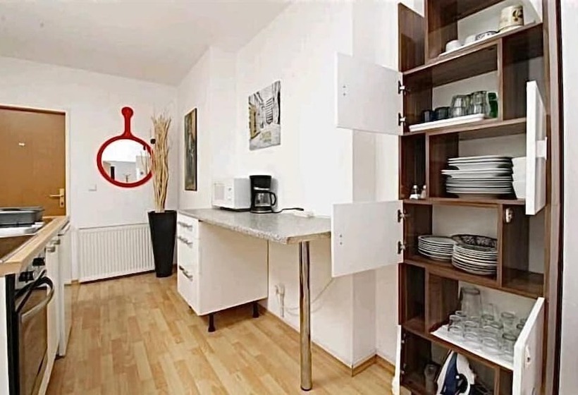 호스텔 Favoritenrooms