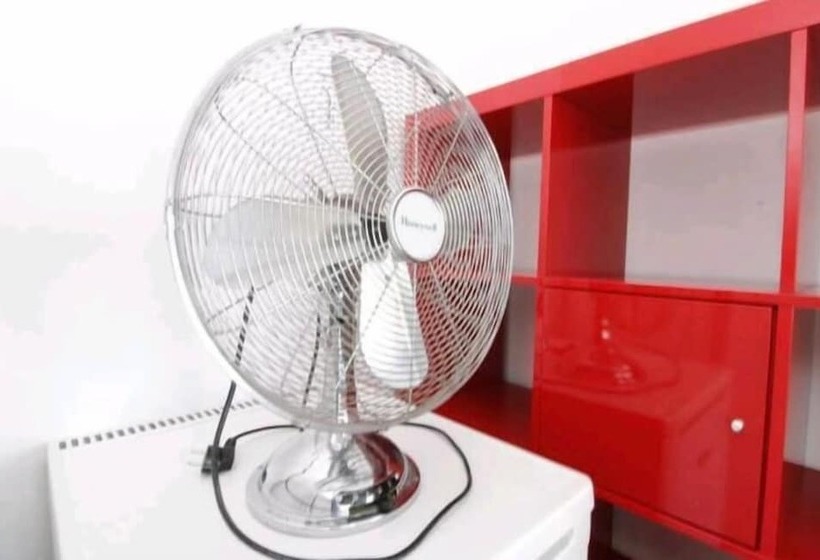 호스텔 Favoritenrooms