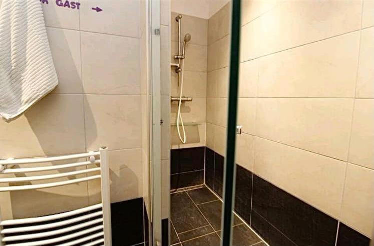 호스텔 Favoritenrooms