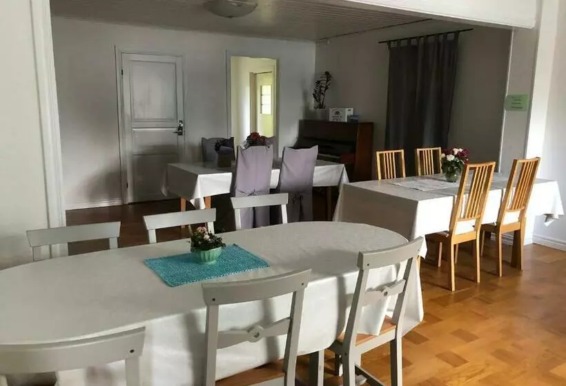 Aamiaismajoitus (B&B) Bergåsa Bed & Kitchen Drängsered