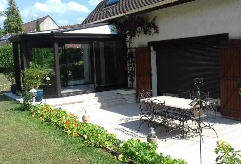 ベッドアンドブレックファースト à L Orée Du Bois