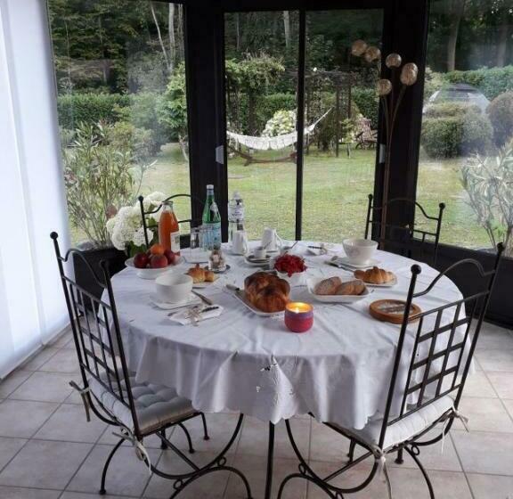 Bed and Breakfast à L Orée Du Bois