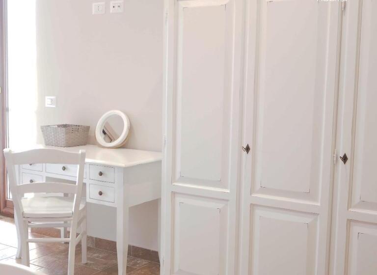 تختخواب و صبحانه Rubilia Rooms Pompei