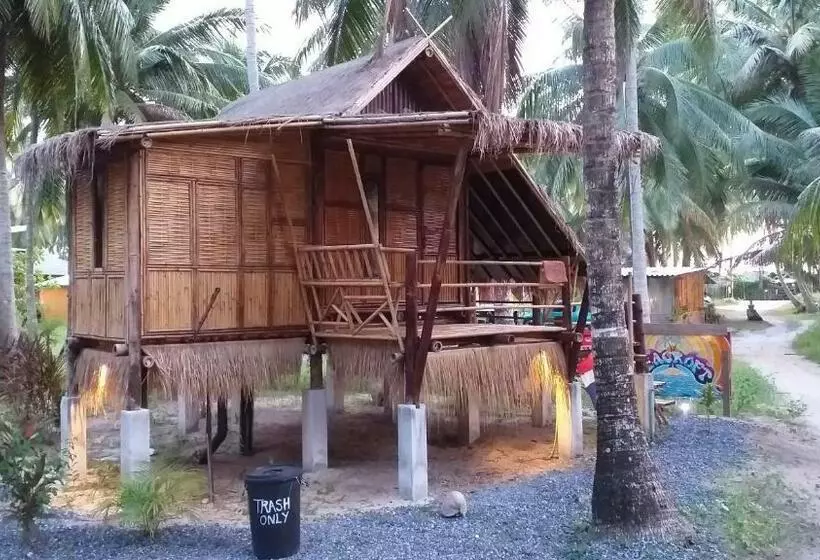 Hotelli Seacroft Bamboo Village