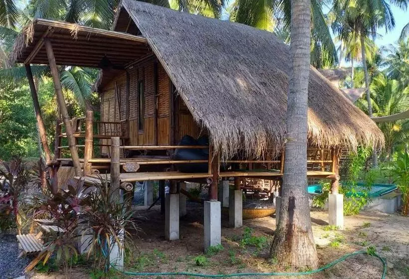 Hotelli Seacroft Bamboo Village