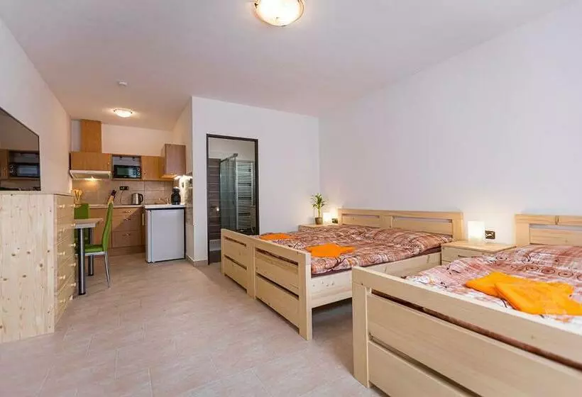 Majatalo Penzion Rita