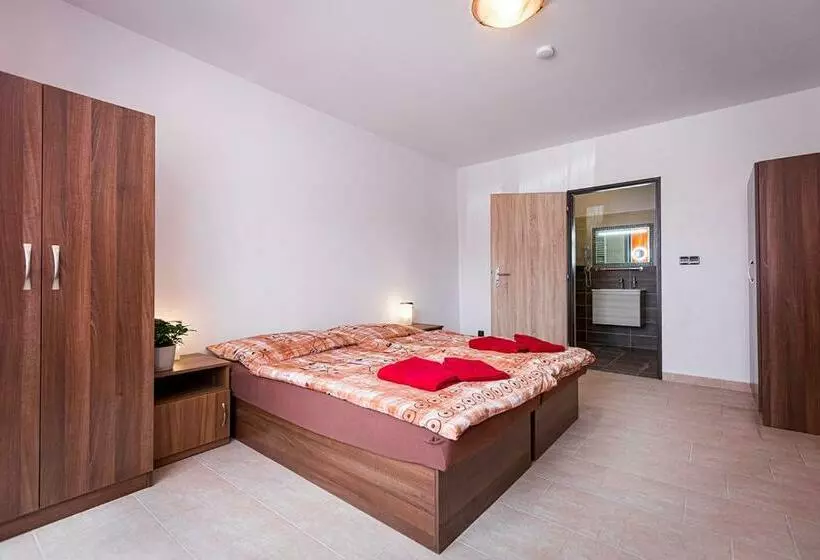 Majatalo Penzion Rita