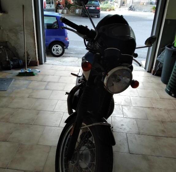 پانسیون White Beach Le Castella