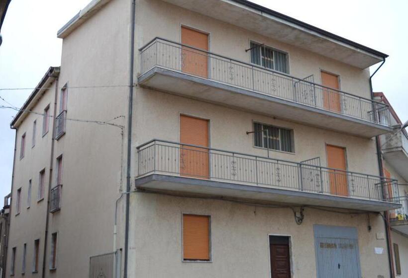 پانسیون White Beach Le Castella