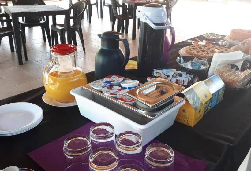 مبيت وإفطار Saturnia Garden