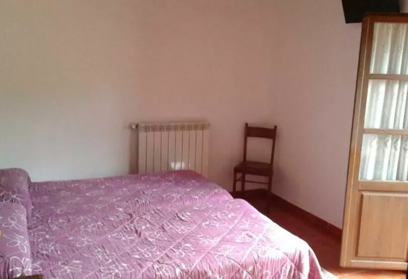 هتل Rural La Casona Del Fraile