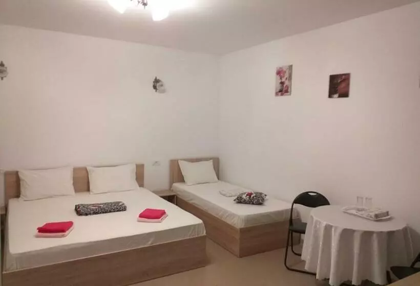 Majatalo Casa Din Deal