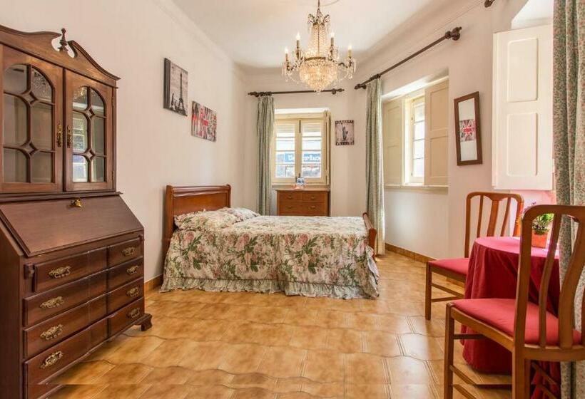 پانسیون Family Home Lisboa
