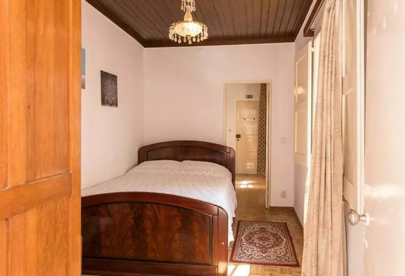 پانسیون Family Home  Lisboa