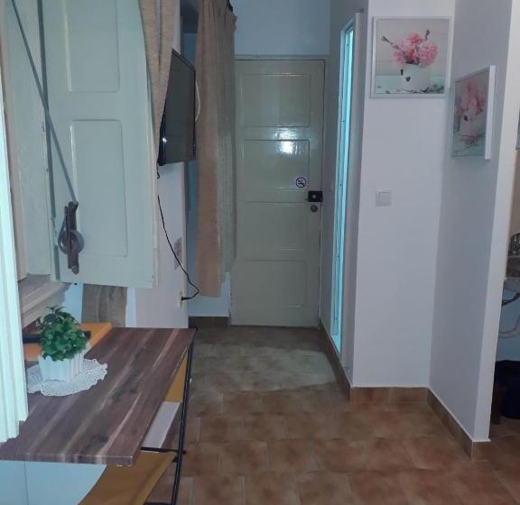 پانسیون Family Home Lisboa