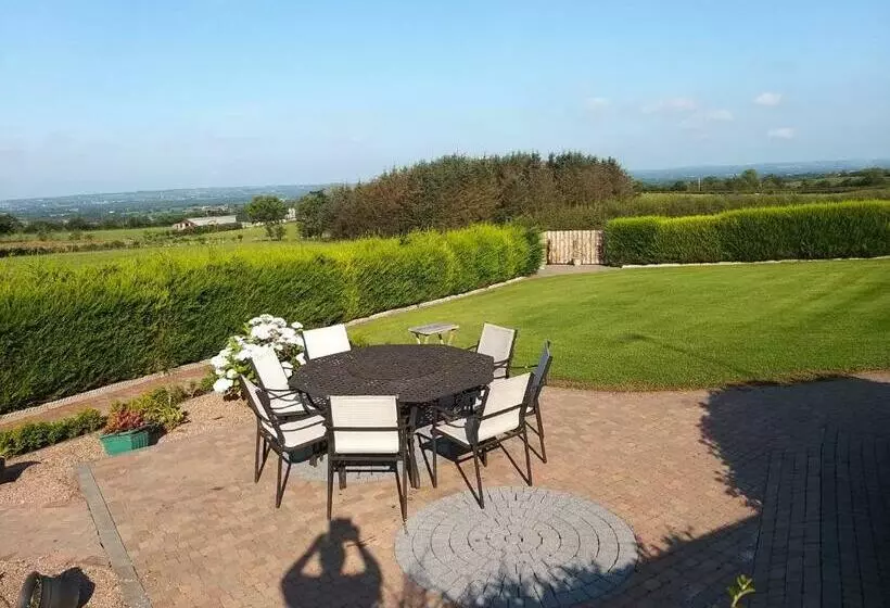Aamiaismajoitus (B&B) Antrim Heights Bnb
