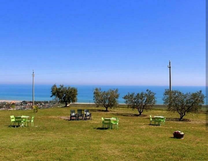 ベッドアンドブレックファースト La Collina Sul Mare