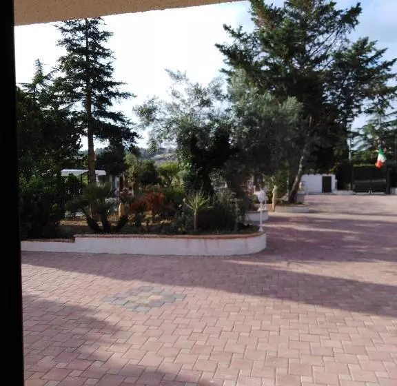 تختخواب و صبحانه Villa Niscima