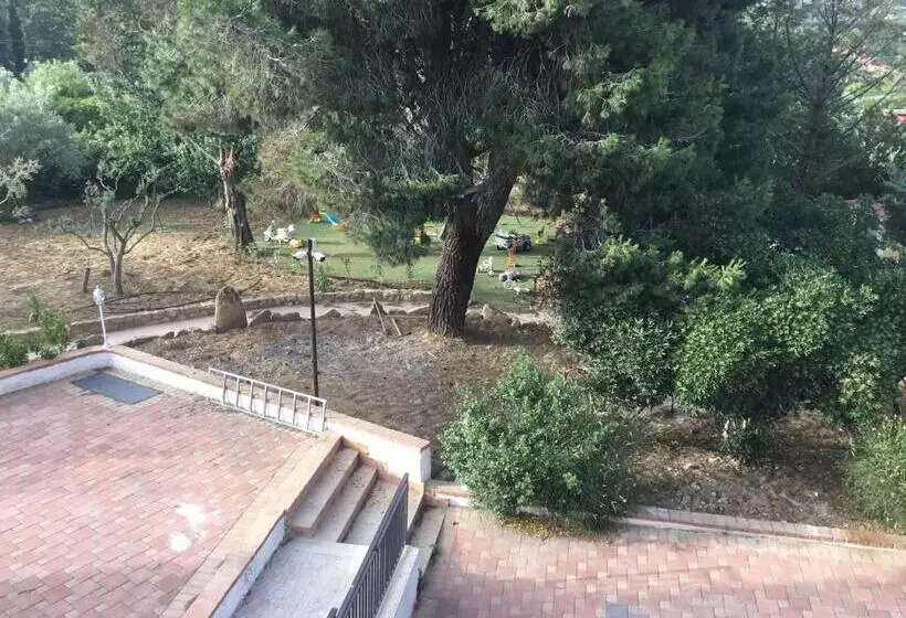 تختخواب و صبحانه Villa Niscima