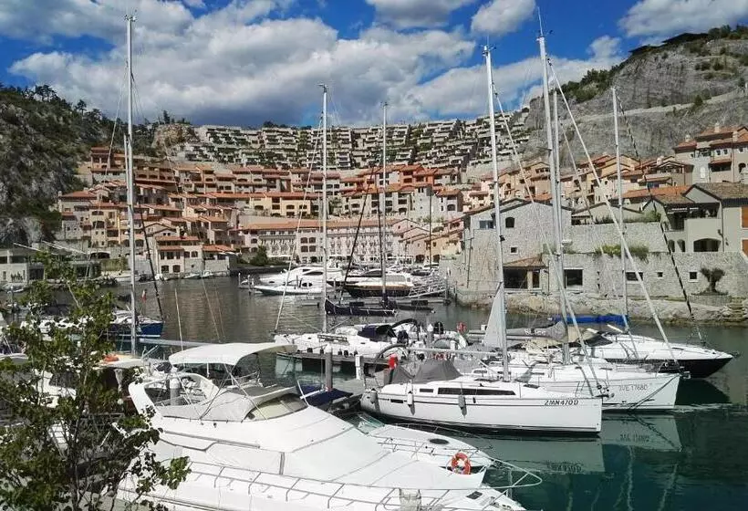 ペンション Casa Lenka