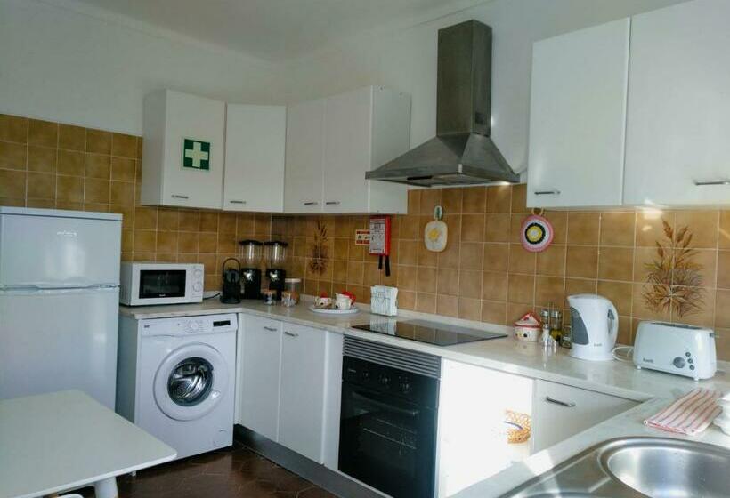 بنسيون Casa Vaz