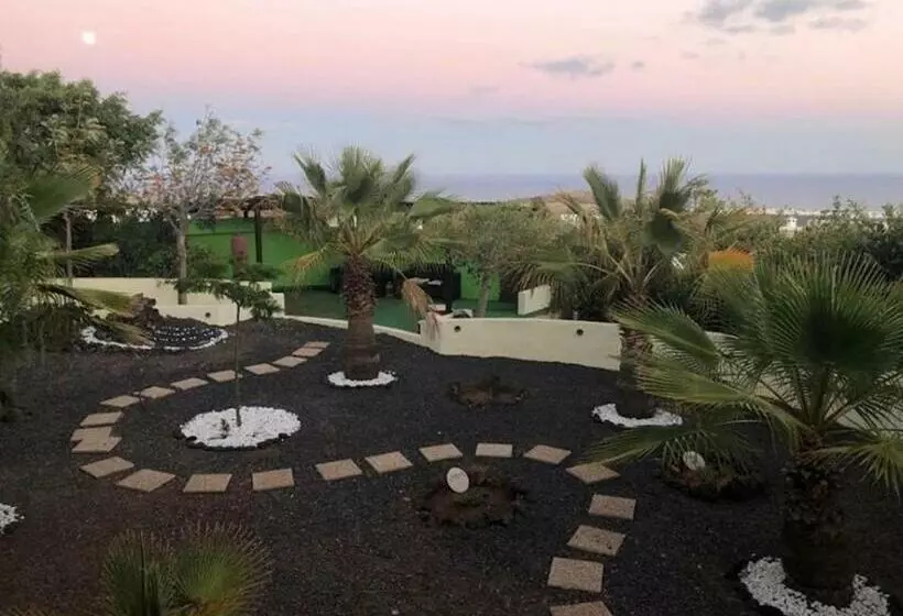 پانسیون Secret Chill Villa