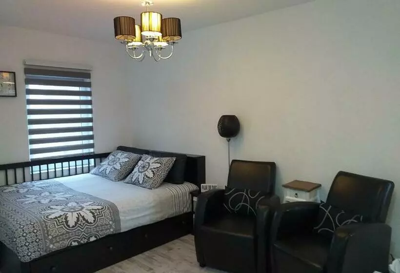 Svs Bed & Breakfast