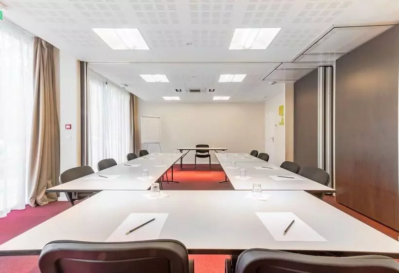 All Suites Pau – Zenith