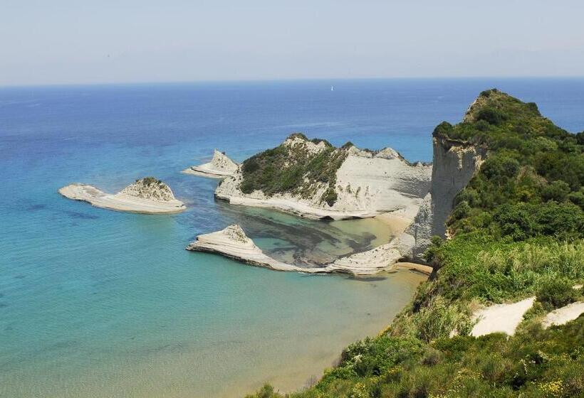 Angelina Hotel & Apartments