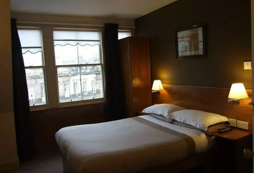 تختخواب و صبحانه New Town Guest House