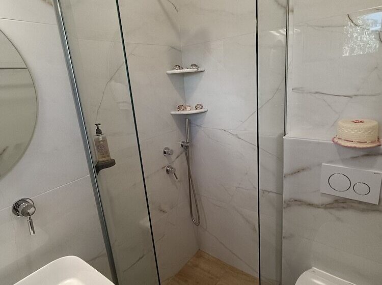 Cyclades Studios   Paros