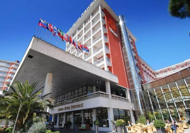 Wellness Hotel Apollo – Lifeclass Hotels & Spa, Portorož