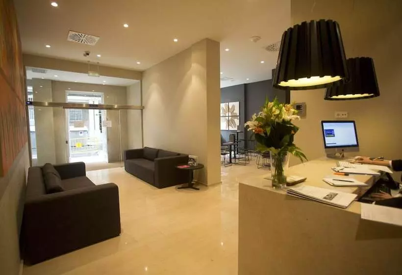 هتل Carris Cardenal Quevedo