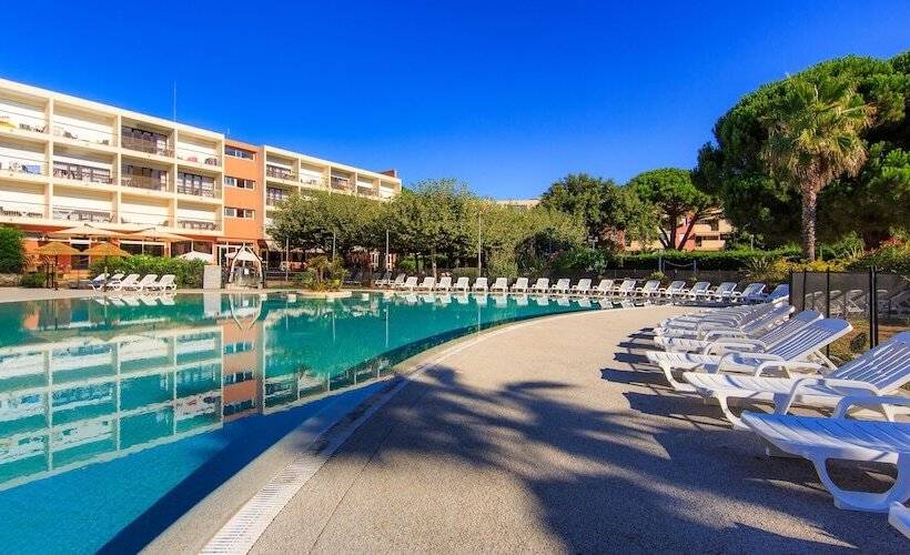 فندق Club Le Capet