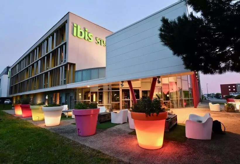هتل Ibis Styles Nantes Reze Aeroport