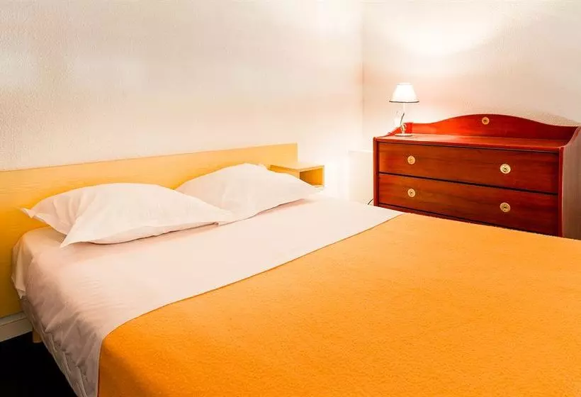 Отель Résidence Lagrange Vacances Le Phalène