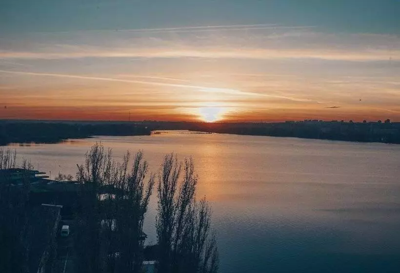 酒店 Laguna Lipetsk