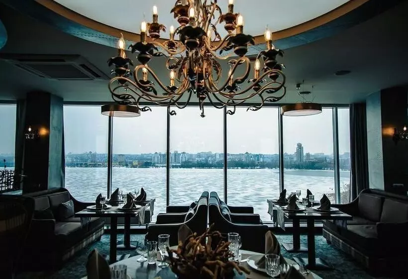 酒店 Laguna Lipetsk