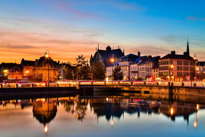 ホテル L Hôtel Du Marais Romilly Centre