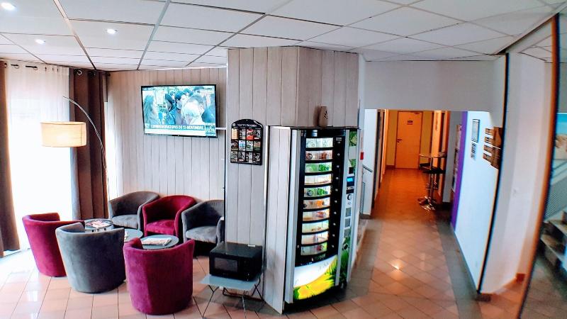 ホテル L Hôtel Du Marais Romilly Centre