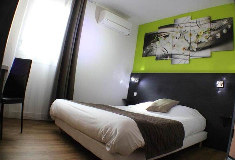 ホテル L Hôtel Du Marais Romilly Centre