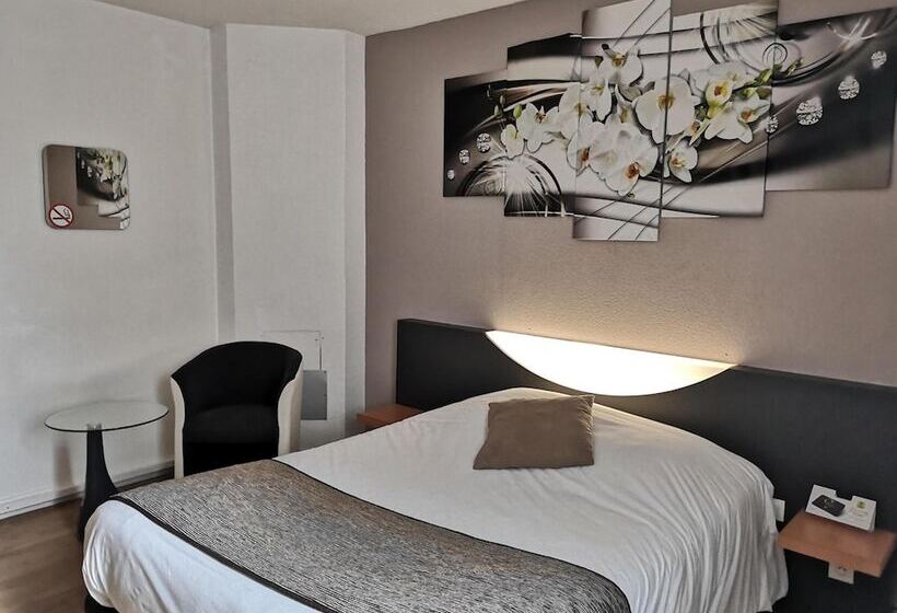 ホテル L Hôtel Du Marais Romilly Centre