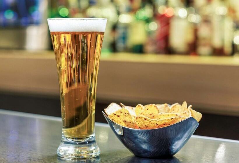 בית מלון כפרי Mercure Arbat Moscow