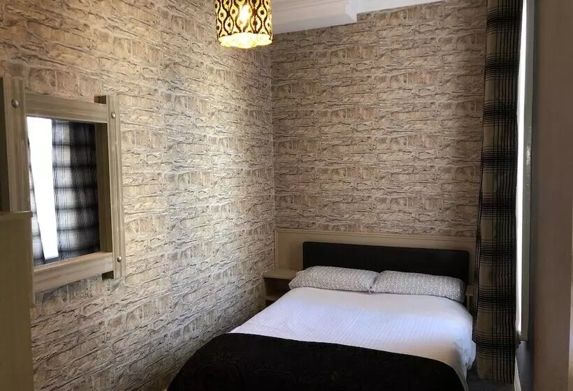 هتل West Vale Villa