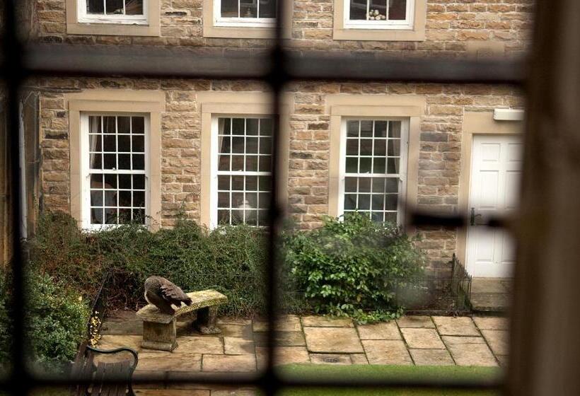 ホテル Whitley Hall