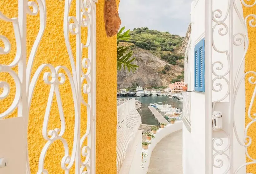 Miramare Sea Resort & Spa