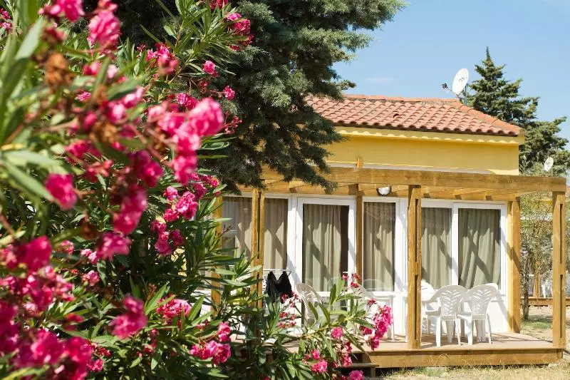 Village Vacances Les Abricotiers By Popinns