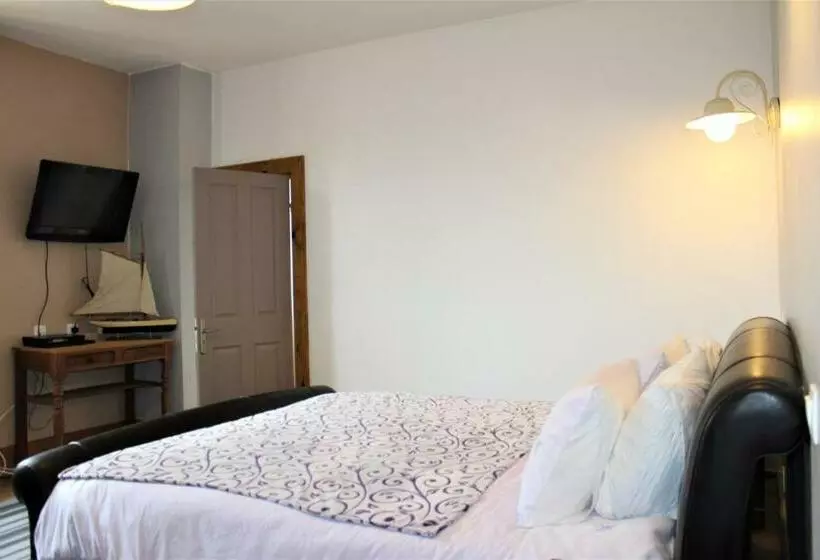 ベッドアンドブレックファースト Maison De Maitre I