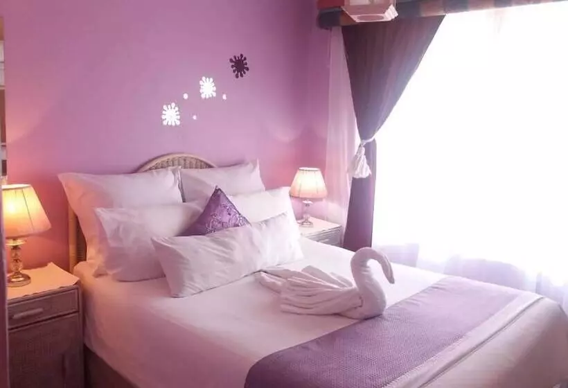 Aamiaismajoitus (B&B) Reemaros Guest House