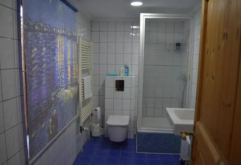 Hotelli Altes Fährhaus Duisburg